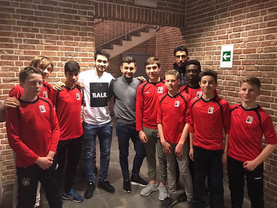 Surdu a semnat în&nbsp;Belgia!